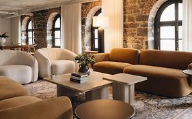 Saint Sulpice Lofts By Bakan - Old Montreal